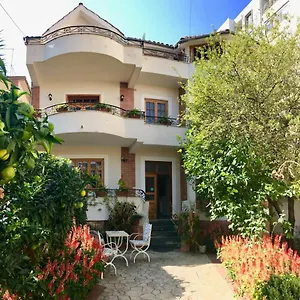 Garden Boutique Nocleg ze śniadaniem